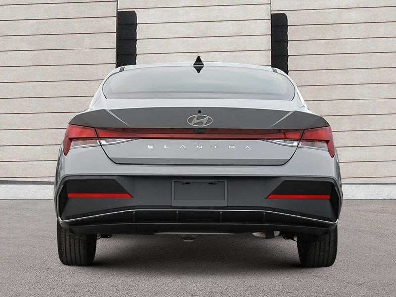 2026 Hyundai Elantra Preferred IVT w/Tech Pkg