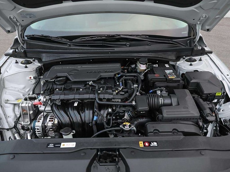 2026 Hyundai Elantra Preferred IVT w/Tech Pkg