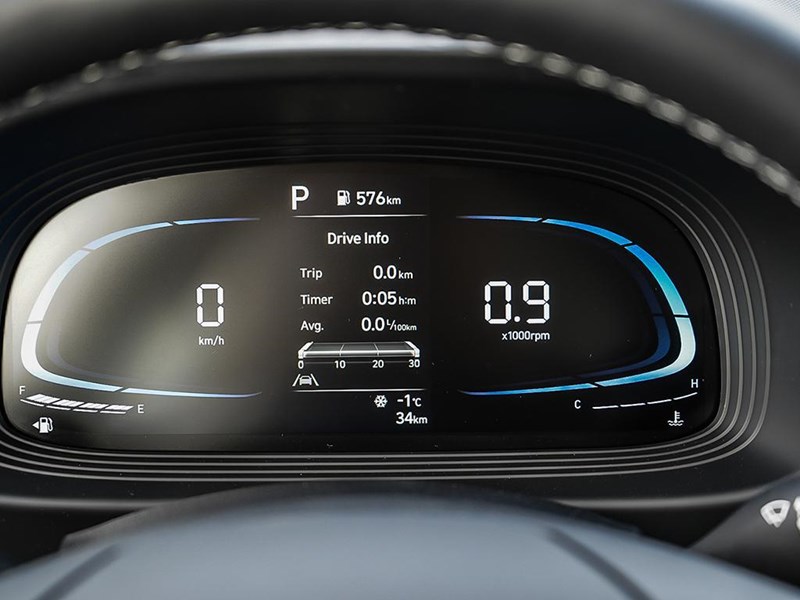 2026 Hyundai Venue Essential IVT w/Two-Tone