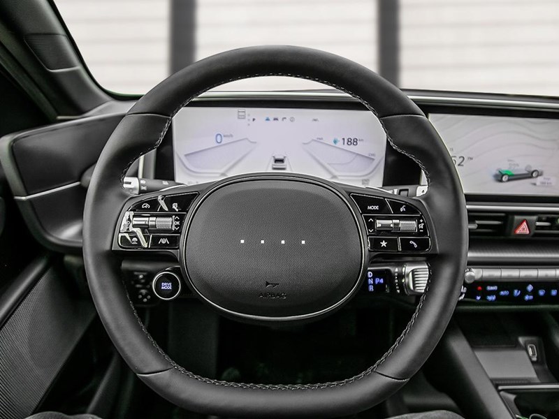 2025 Hyundai IONIQ 6 Preferred RWD Long Range