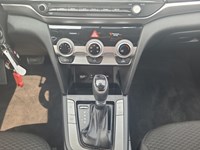 2020 Hyundai Elantra Essential IVT
