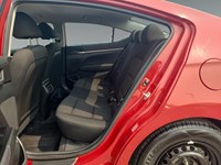 2020 Hyundai Elantra Essential IVT
