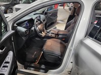2019 Hyundai Santa Fe 2.4L Essential AWD w/Safety Package