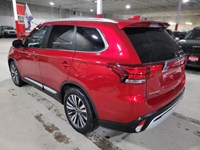 2020 Mitsubishi Outlander ES S-AWC