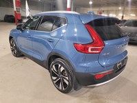 2024 Volvo XC40 B5 AWD Plus Bright Theme