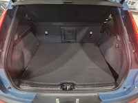 2024 Volvo XC40 B5 AWD Plus Bright Theme