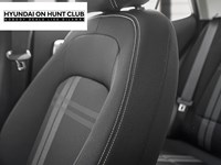 2025 Hyundai Venue Preferred IVT w/Two-Tone