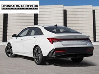 2025 Hyundai Elantra HEV Luxury DCT
