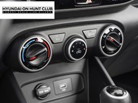 2025 Hyundai Venue Preferred IVT w/Two-Tone