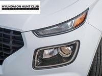 2025 Hyundai Venue Preferred IVT w/Two-Tone