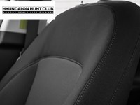 2025 Hyundai Kona 2.0L Essential AWD