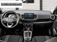 2025 Hyundai Venue Essential IVT