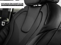 2025 Hyundai Elantra HEV Luxury DCT