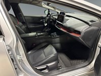 2024 Toyota Prius Prime XSE Auto