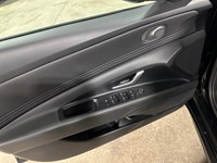 2025 Hyundai Elantra Preferred IVT w/Tech Pkg
