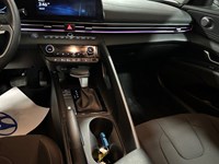 2025 Hyundai Elantra Preferred IVT w/Tech Pkg