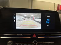 2025 Hyundai Elantra Luxury IVT