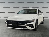 2025 Hyundai Elantra Luxury IVT