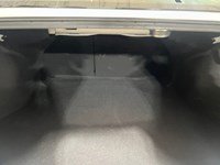 2025 Hyundai Elantra Luxury IVT