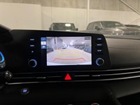 2024 Hyundai Elantra Preferred IVT