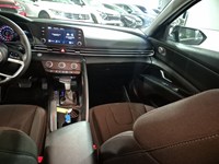 2023 Hyundai Elantra Preferred IVT