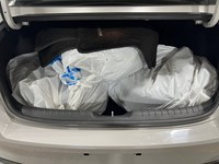 2023 Hyundai Elantra Luxury IVT w/Two-Tone Interior