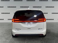 2022 Chrysler Pacifica Hybrid Limited 2WD