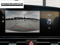 2025 Hyundai Elantra Luxury IVT