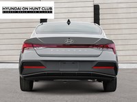 2026 Hyundai Elantra Luxury IVT