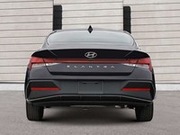 2026 Hyundai Elantra Essential IVT