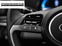 2025 Hyundai Elantra HEV Luxury DCT