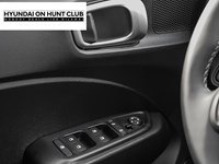 2025 Hyundai Venue Essential IVT