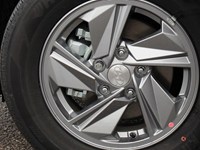 2026 Hyundai Elantra Essential IVT