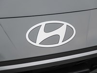 2025 Hyundai Elantra Luxury IVT