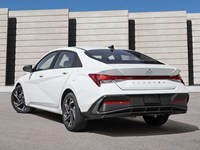 2025 Hyundai Elantra Preferred IVT w/Tech Pkg