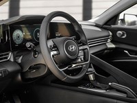 2025 Hyundai Elantra Preferred IVT w/Tech Pkg