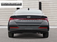 2025 Hyundai Elantra HEV Luxury DCT