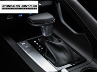 2025 Hyundai Elantra HEV Luxury DCT