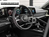 2025 Hyundai Elantra Luxury IVT w/Two-Tone Interior