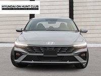 2026 Hyundai Elantra Luxury IVT