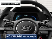 2025 Hyundai Elantra Essential IVT