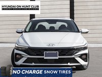 2025 Hyundai Elantra Luxury IVT