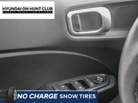 2025 Hyundai Venue Preferred IVT