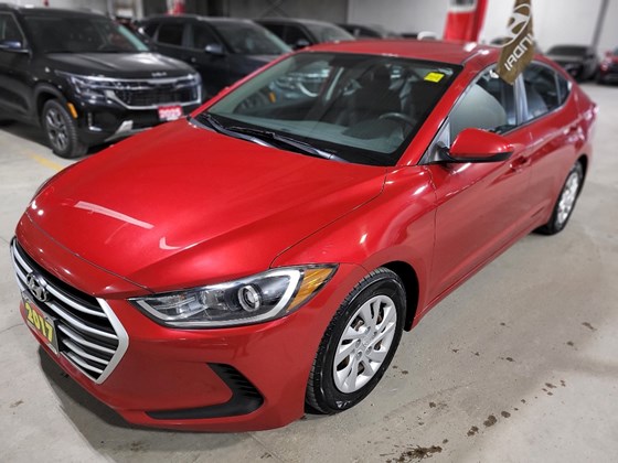 2017 Hyundai Elantra LE (A6)