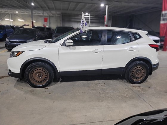 2018 Nissan Qashqai SV (CVT)