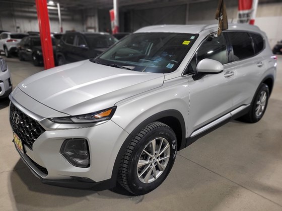 2019 Hyundai Santa Fe Essential w/Safety Package (A8)