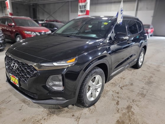 2019 Hyundai Santa Fe Luxury 2.0 w/Dark Chrome Accents (A8)