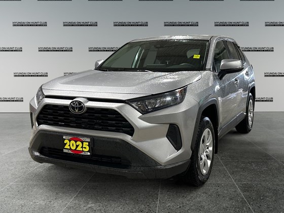 2025 Toyota RAV4 LE