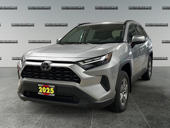 2025 Toyota RAV4 XLE