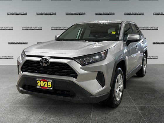 2025 Toyota RAV4 LE